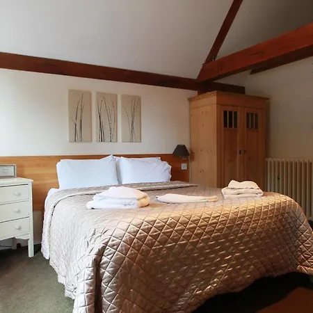 Tonge Barn (Adults Only) Pension Sittingbourne Kamer foto